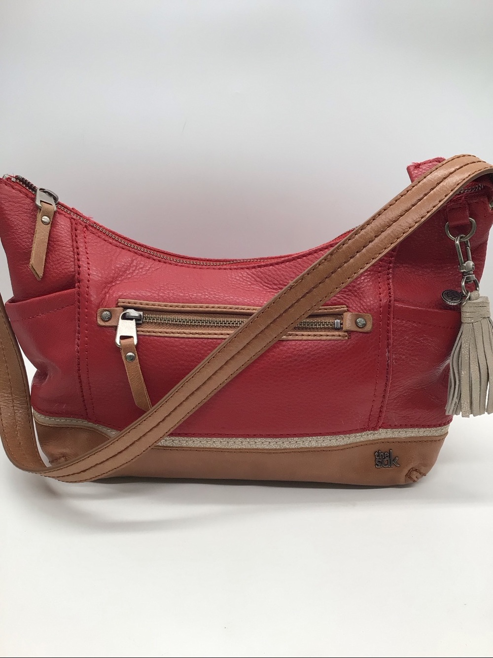 The Sak Kendra Hobo Red Brown 2-Tone Pebble Leather Shoulder Bag